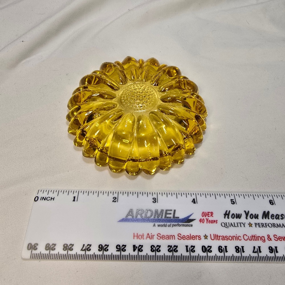 Vintage Amber Glass Sunflower Ashtray Trinket Dish Mid Century Scalloped Petal - Picture 3 of 10
